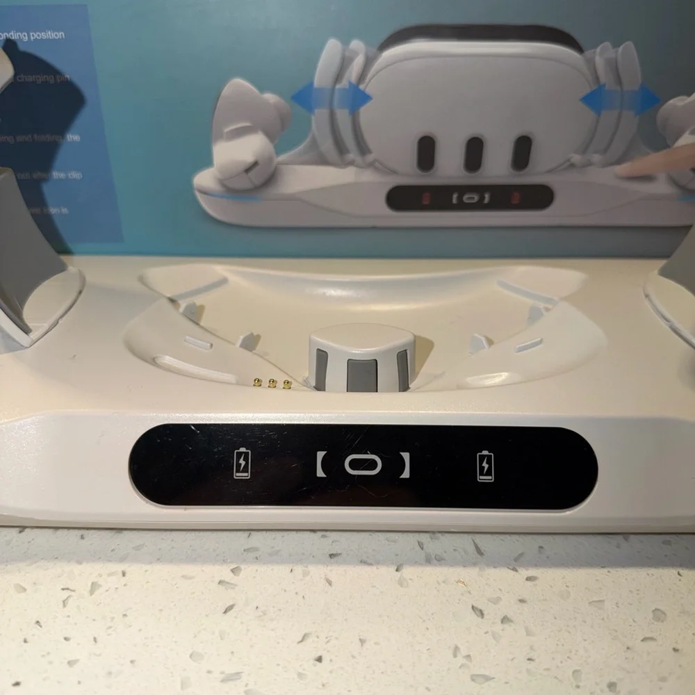 Meta Quest 3 VR Headset Charging Station - White - New